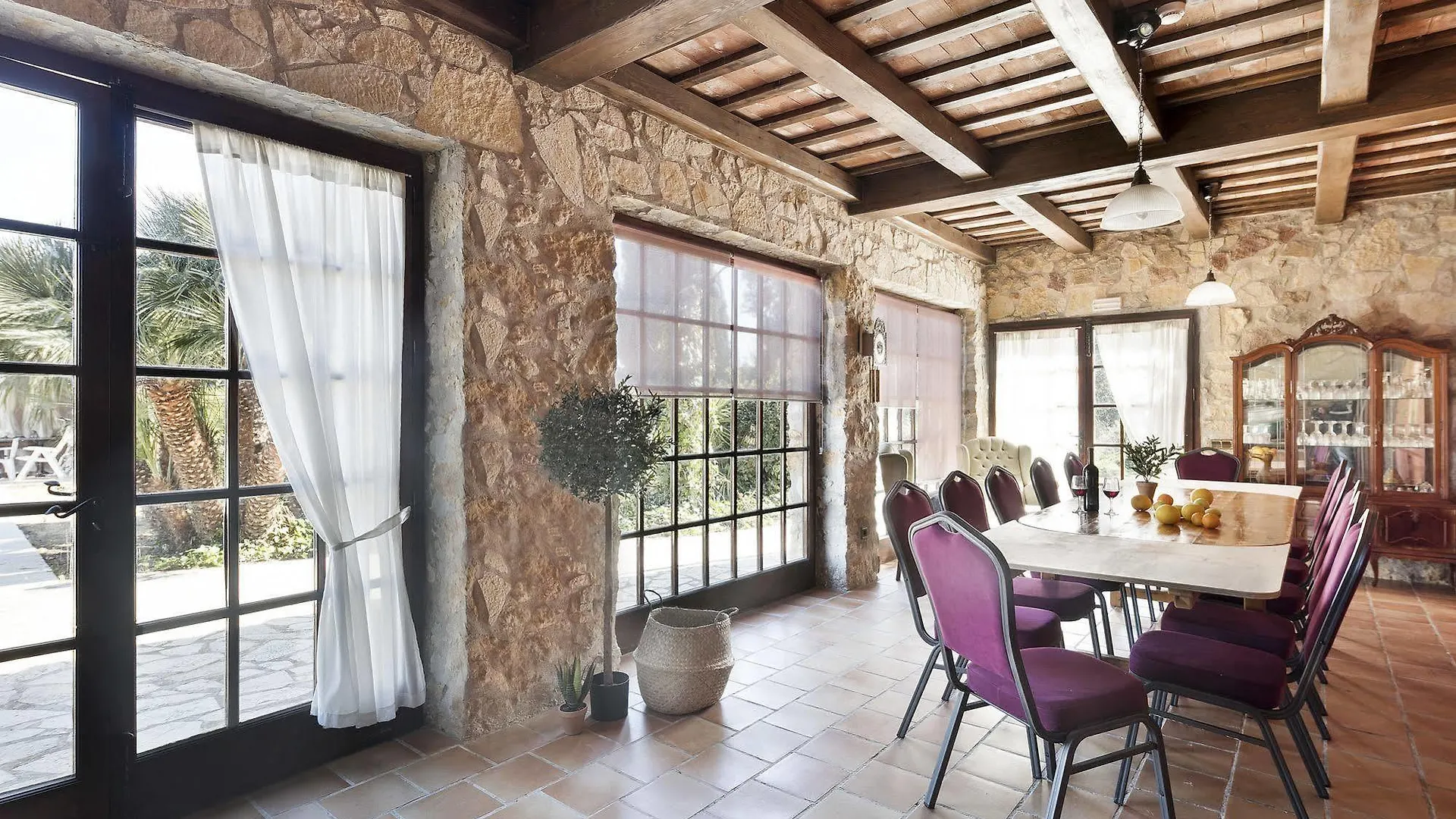 Hotel Vinyes De Lemporda Fonteta 2*,